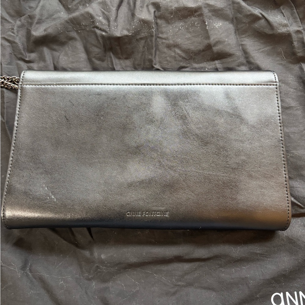 Anne Fontaine Black Eyelet Clutch with Chain - Picture 3 of 3